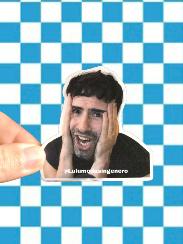 Producto - Sticker Vinilo Martin cirio meme