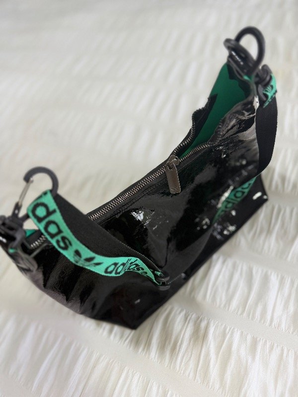 Producto - CARTERA ADIDAS