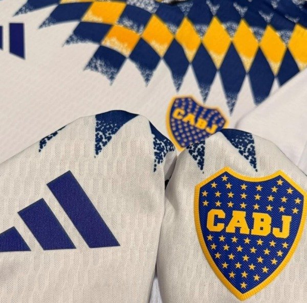 Producto - Camiseta Oversize Boca Juniors Stadium - 1