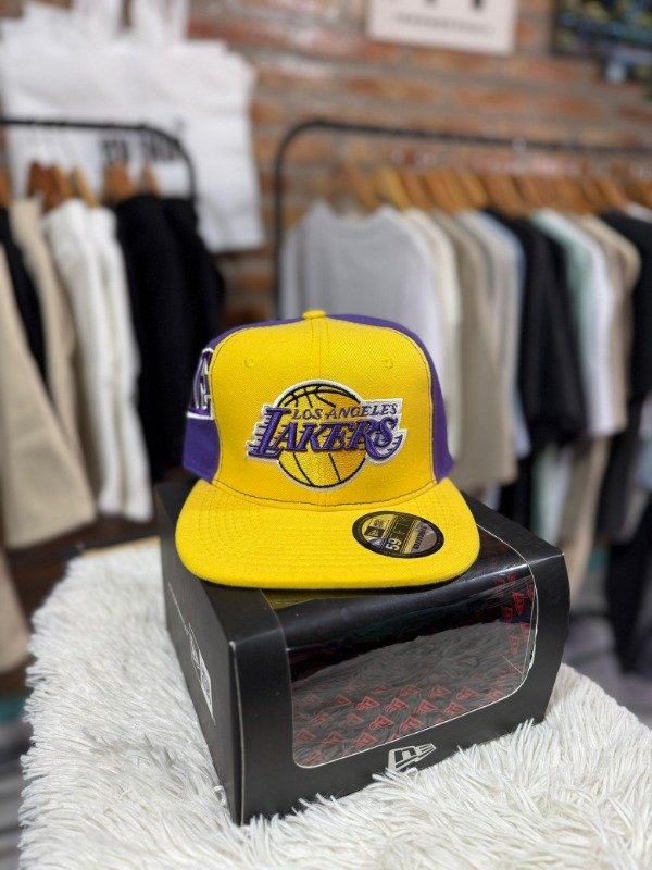 Producto - GORRA CERRADA LAKERS