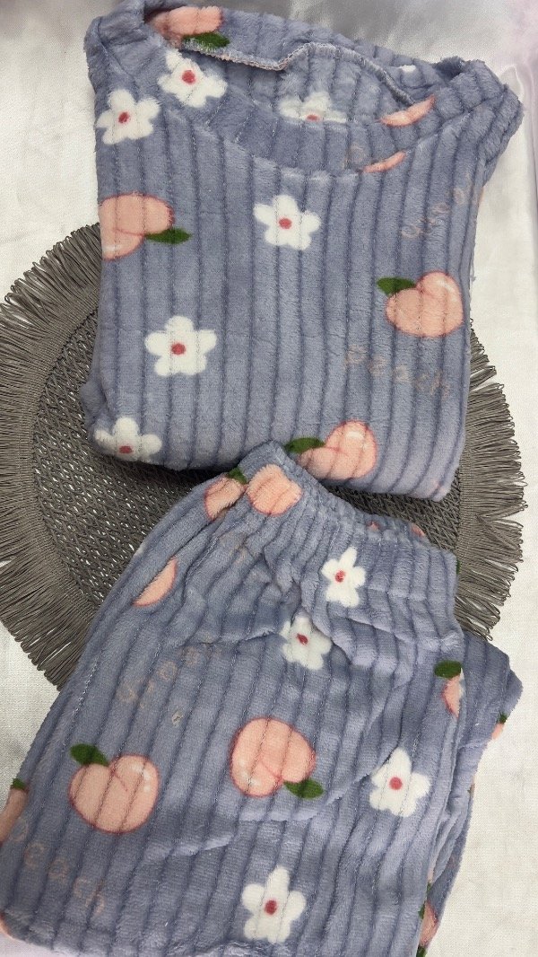 Producto - pijama durazno violeta