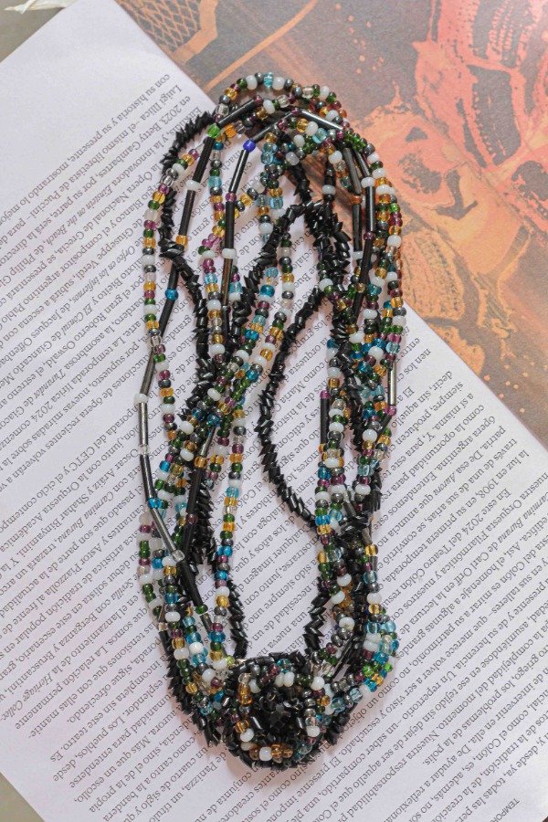 Producto - gargantilla vintage canutillos