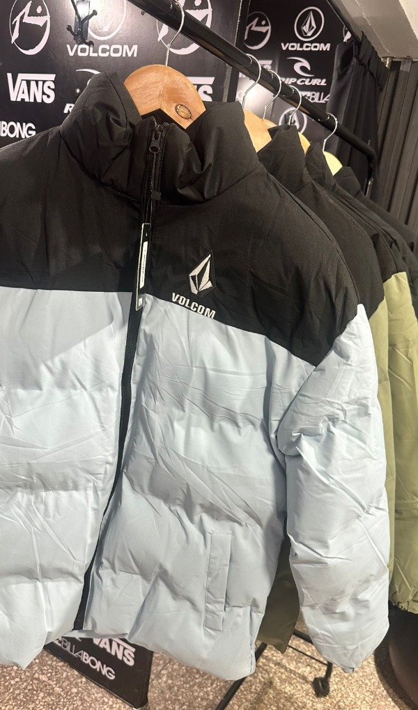 Producto - Campera Volcom adulto