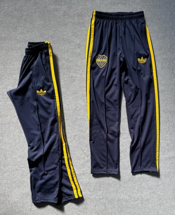 Producto - JOGGING BOCA JRS FRIZADO 2026