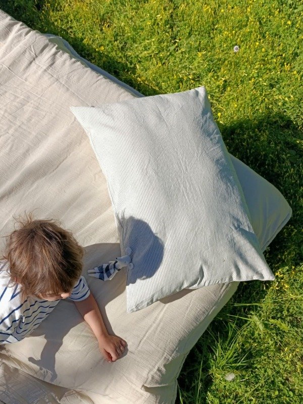 Producto - ALMOHADÓN RAYADO - DORMITORIOS INFANTILES