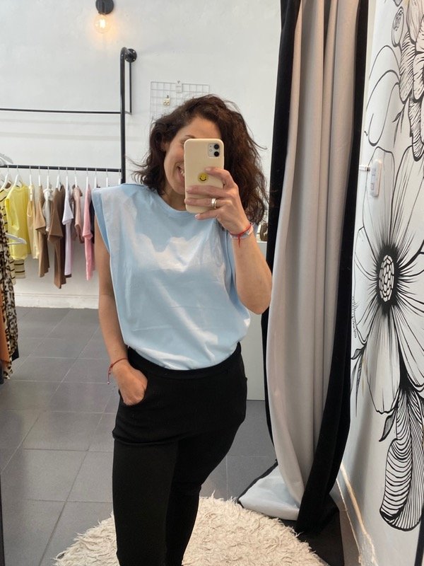 Producto - Musculosa hombreras