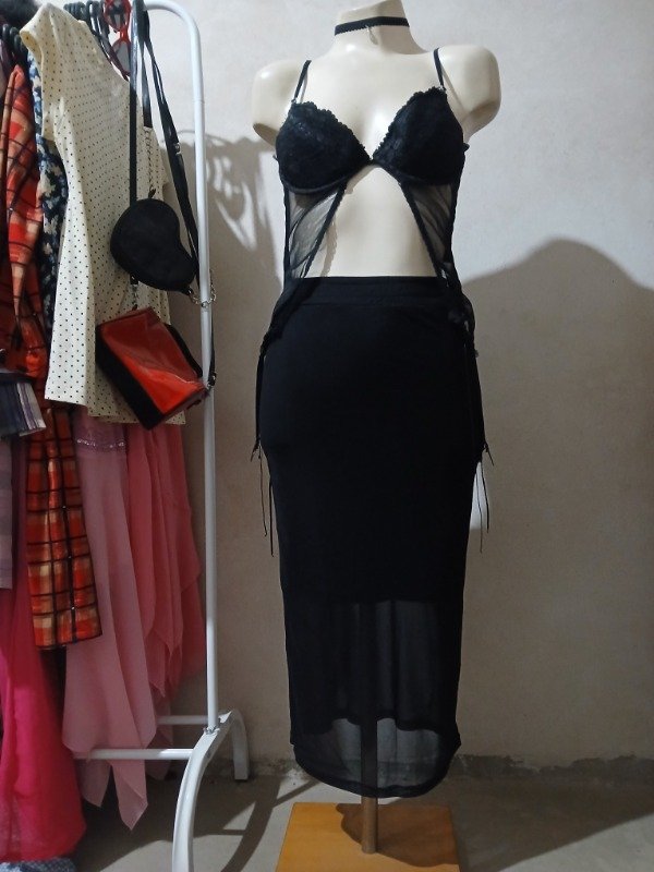 Producto - Falda Muaa negra