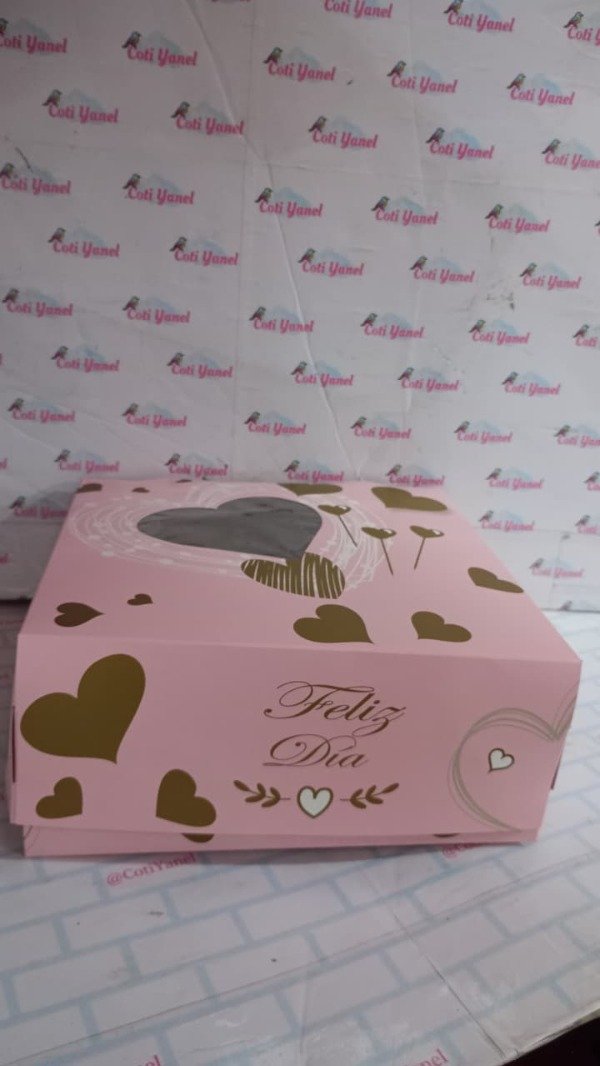 Producto - Caja visor corazon rosa y dorado - 0