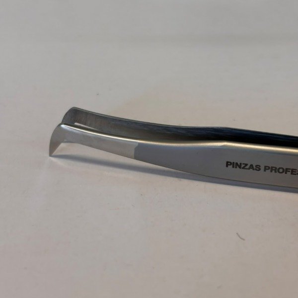 Producto - Pinza Punta Ancha - Volumen 75 - LatinLook - Dorada, Plateada, Negra - 4