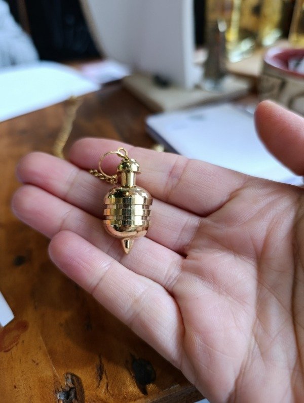 Producto - Péndulo de bronce con testigo