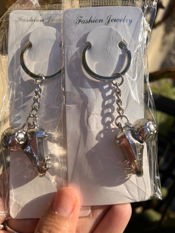 Producto - 2 llaveros botines y pelota