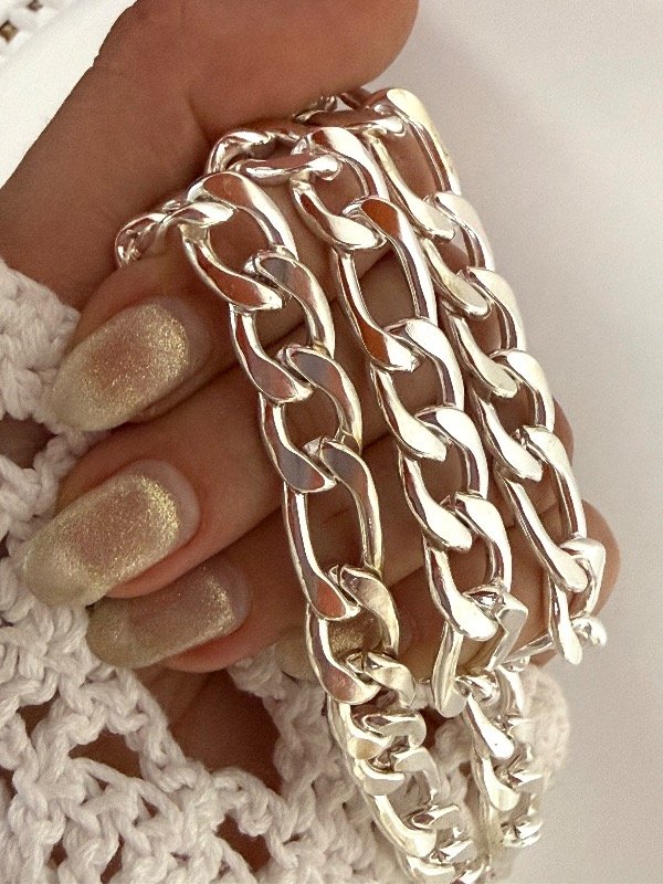 Producto - CB604 Cadena plana eslabón 3x1 grosor 2.5 largo 60 cm