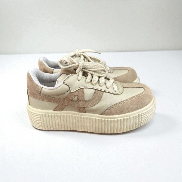 Producto - Zapatilla cuero beige
