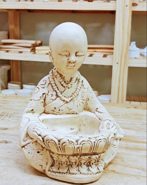 Producto - Monje con cuenco patinado