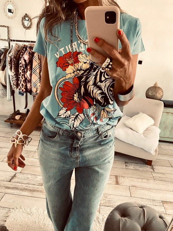 Producto - Remera betty celeste