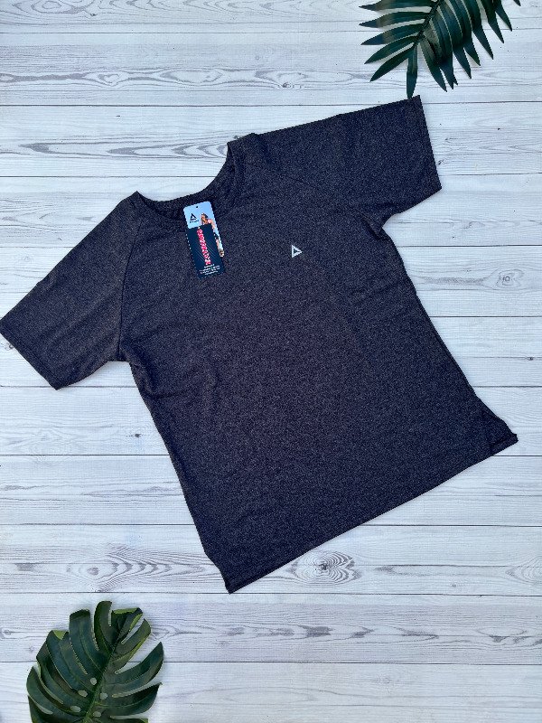 Producto - Remera Uma especial - BY CLIZA - 3