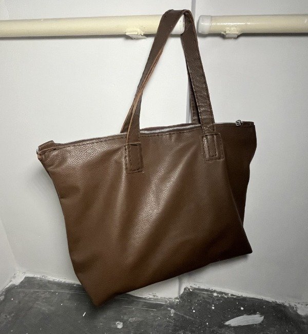 Producto - MAXI CARTERA DE CUERO AMARULA (PRE ORDER)