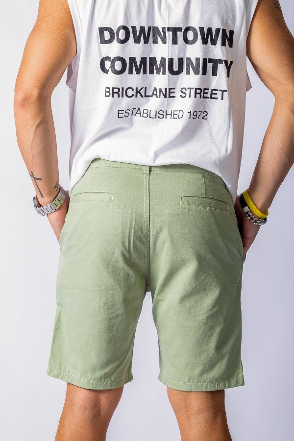 Producto - BERMUDA GABARDINA VERDE