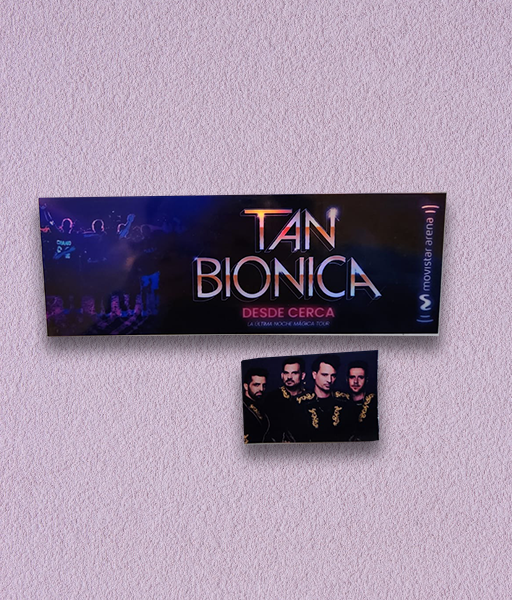Producto - CALCO TAN BIÓNICA + STICKER  - Desde cerca
