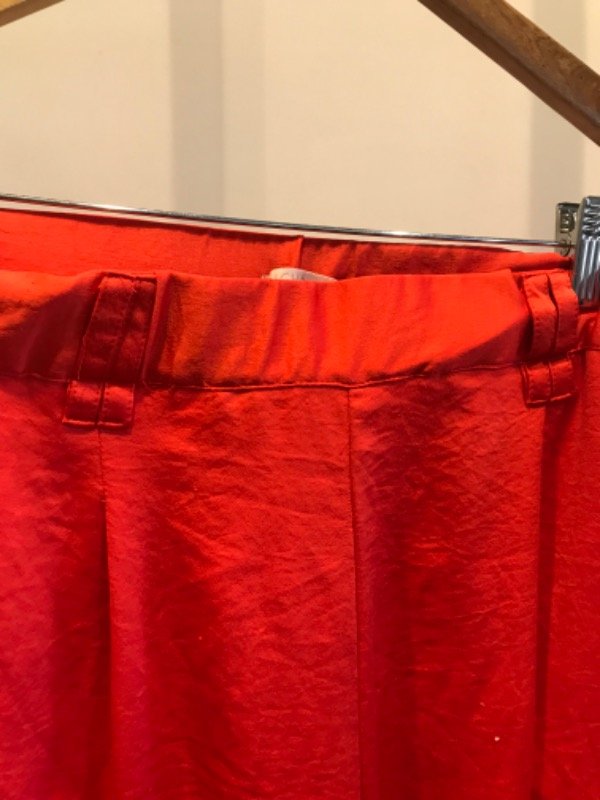 Producto - Pantalón satén talle 40