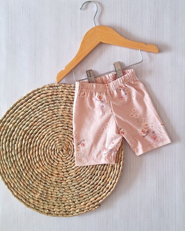 Producto - Biker Est. Digital Rosa Viejo con Flores Rosas