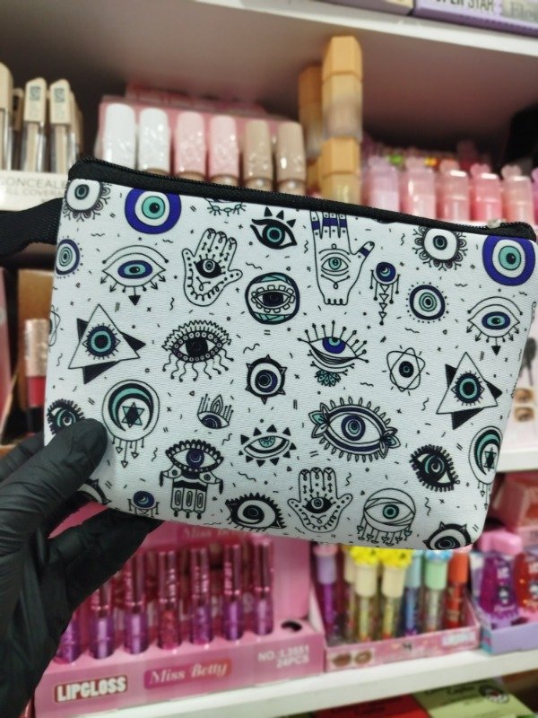 Producto - Necesere grande 20x15 ojo turco