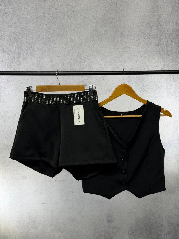 Producto - SHORT POLKA NEGRO SASTRERO STRASS PREMIUM