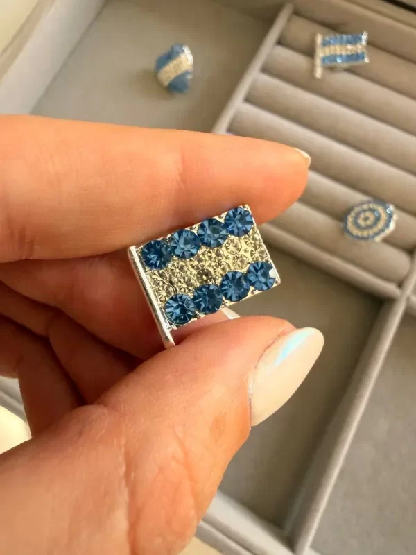 Producto - Escarapela Banderita Cubik