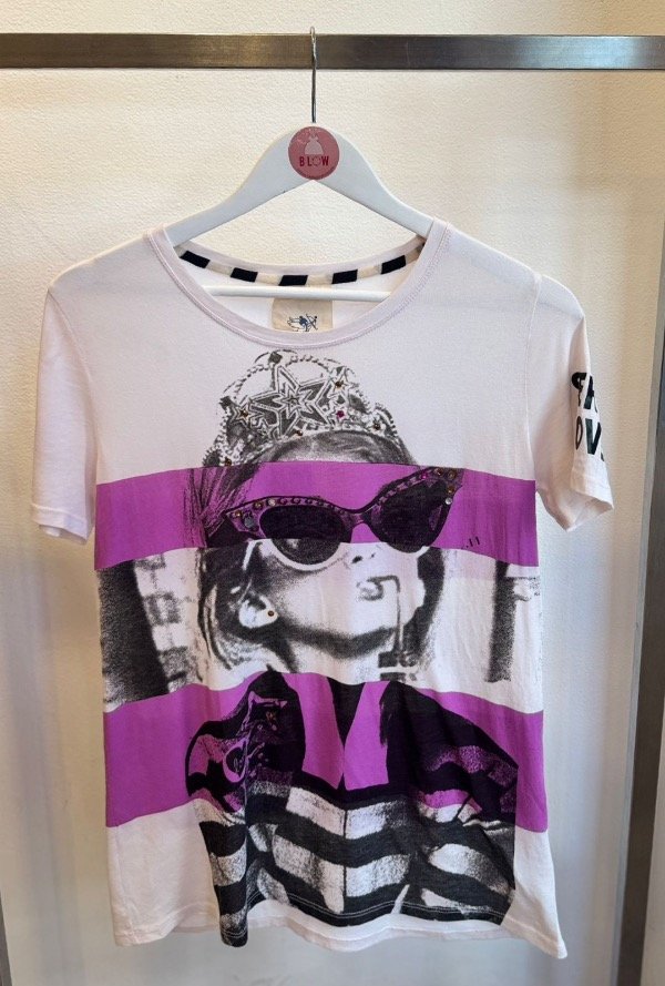 Producto - Remera JAZMIN CHEBAR (2) Serial Lover