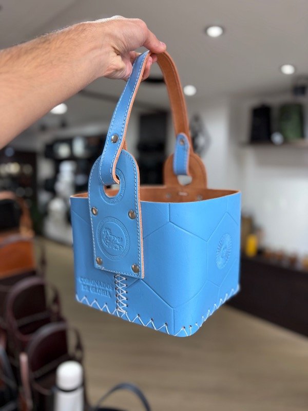Producto - MATERA DE CUERO EXCLUSIVA SELECCIÓN ARGENTINA - 0