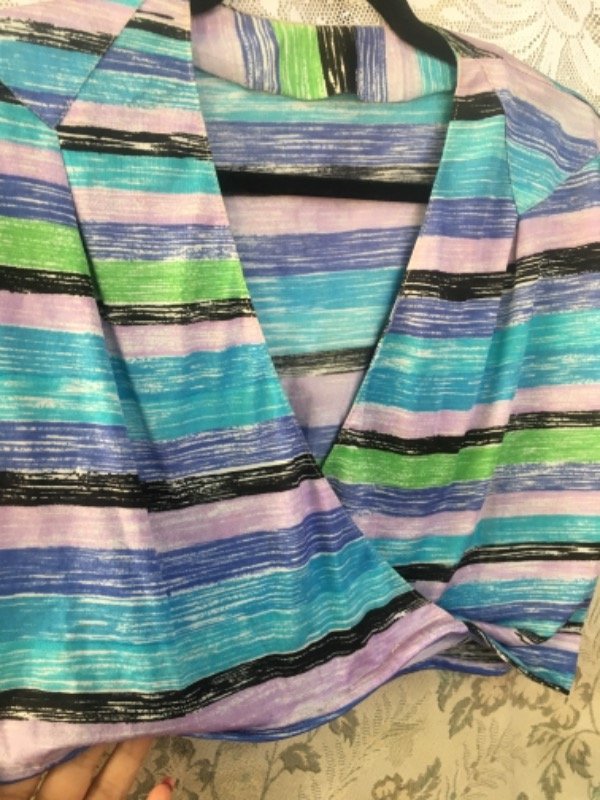 Top cruzado colores — imagen 2