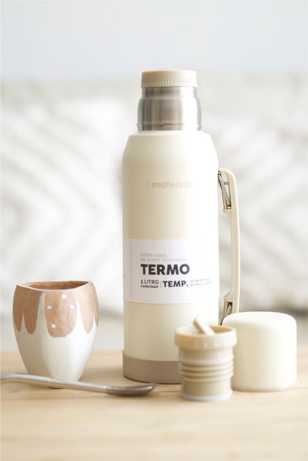 Producto - SET VACA RANCHERO + TERMO MATEANDO BEIGE 1 L + BOMBILLA - 0