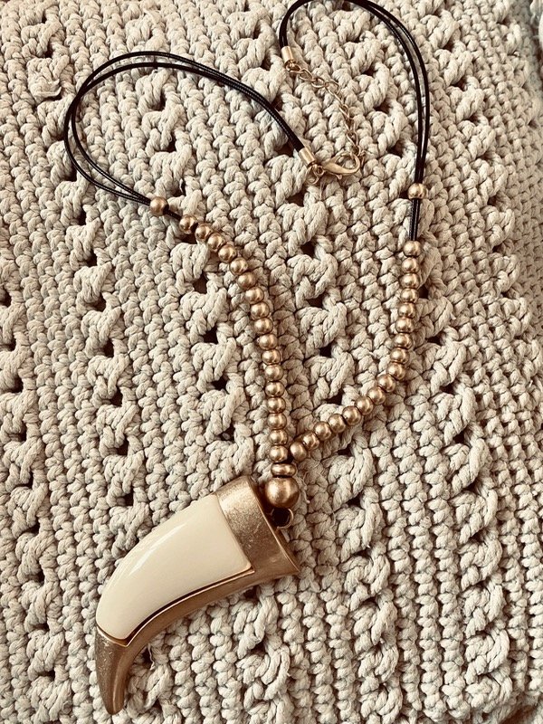 Producto - Collar cuerno gold