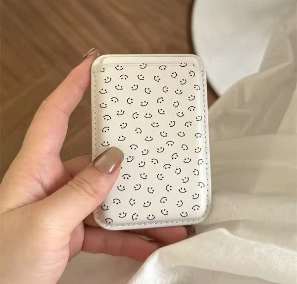 Producto - Wallet Smile White