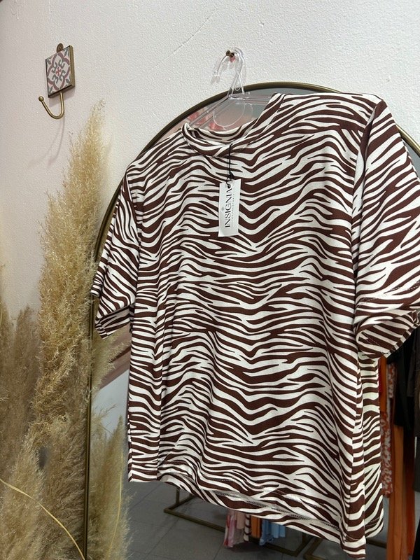 Producto - Remera DENVER chocolate