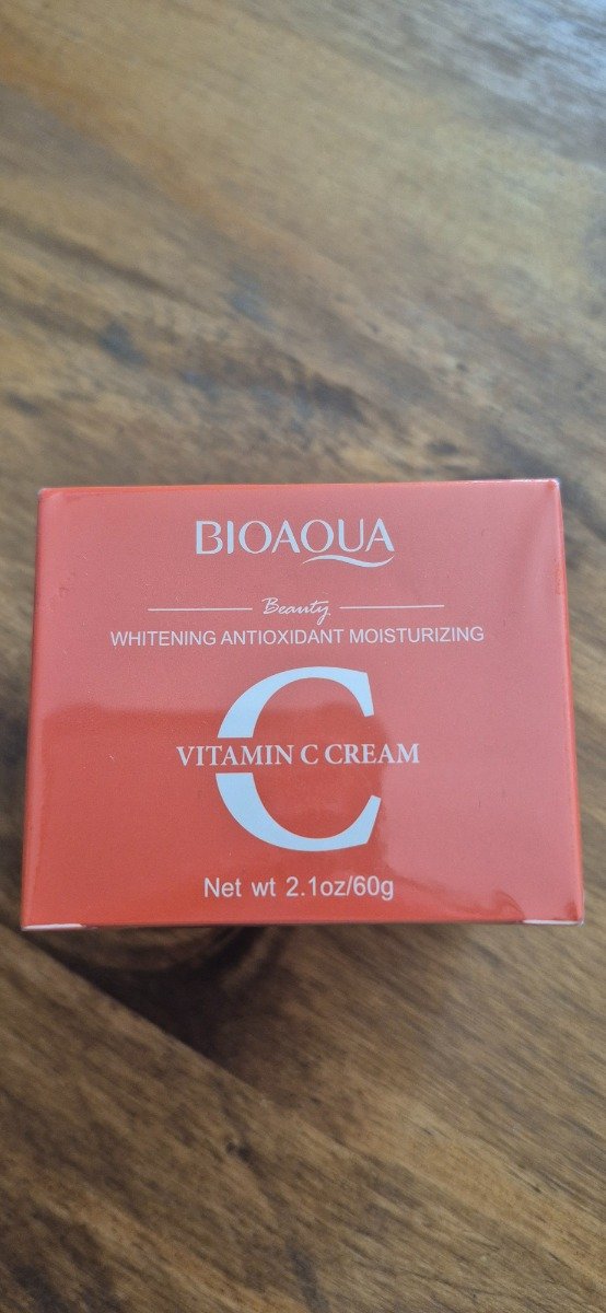 Producto - Crema facial BIOAQUA vitamina C