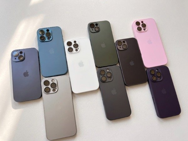 Producto - Funda SIMIL IPHONE MAGSAFE - iPhone 15