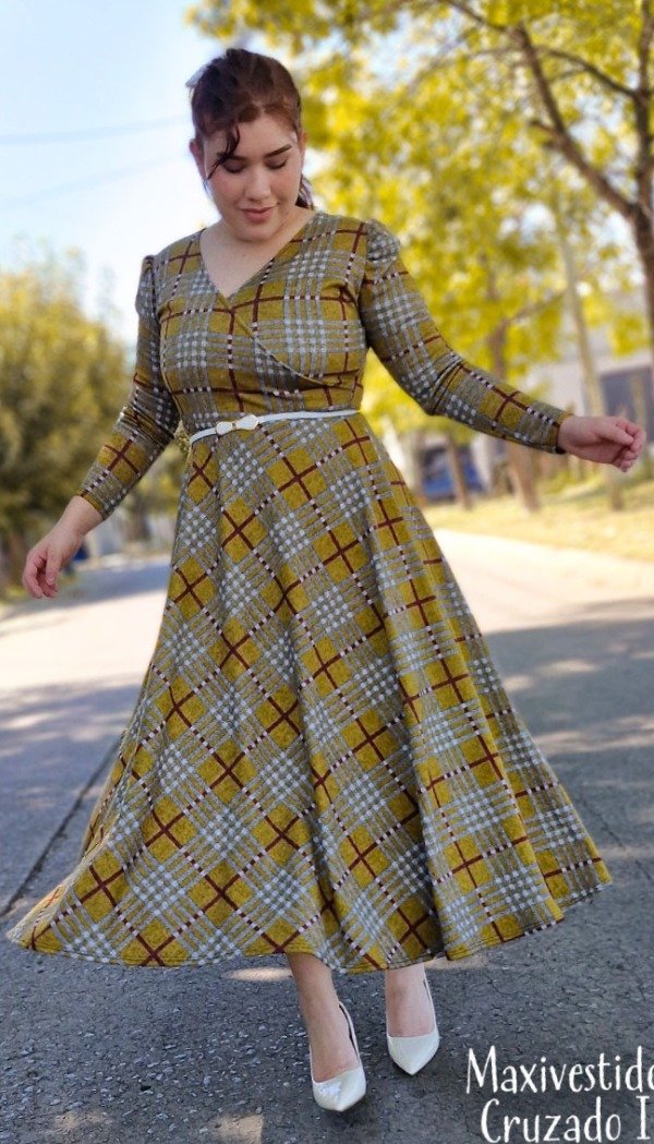 Producto - VESTIDO CUADRILLE