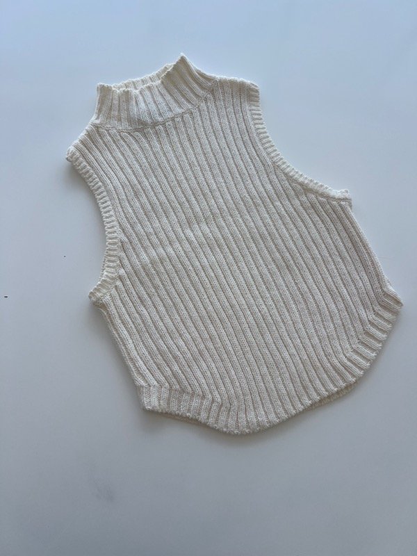 Producto - Top hilo Bershka Talle M