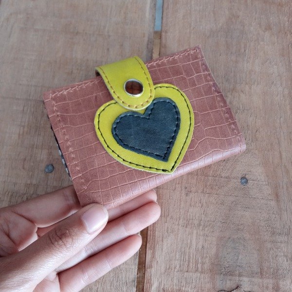 Producto - Tarjetero Corazoncitos Crocco