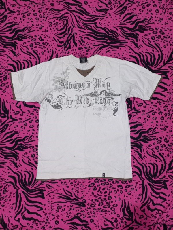Producto - Remera Gráfica