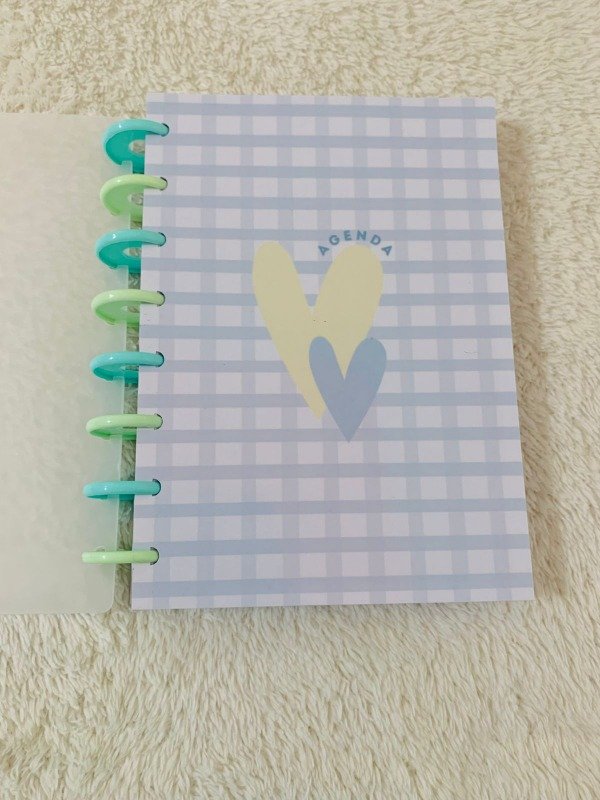 Producto - Agenda Diaria Corazones Celeste 2026