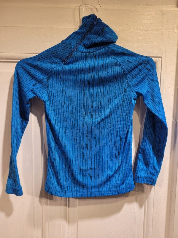 Producto - Remera DECATHLON WEDZA térmica azul cierre- Talle 4/5 años- PRECIO: 6X