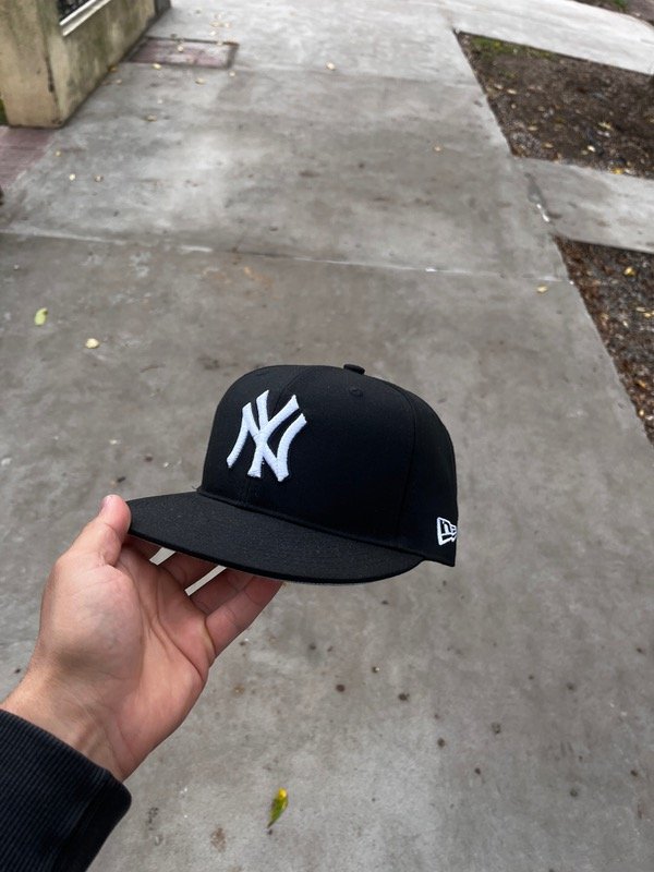Producto - Gorra Yankess basic