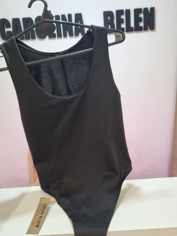 Producto - Body clasico negro