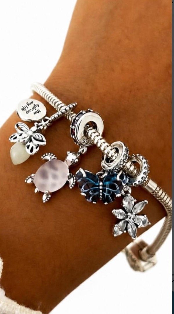 Producto - Pulsera Pandora con dijes 8