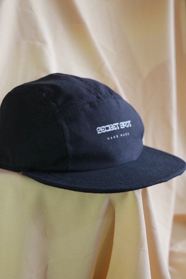 Producto - Gorra negra - Clásica