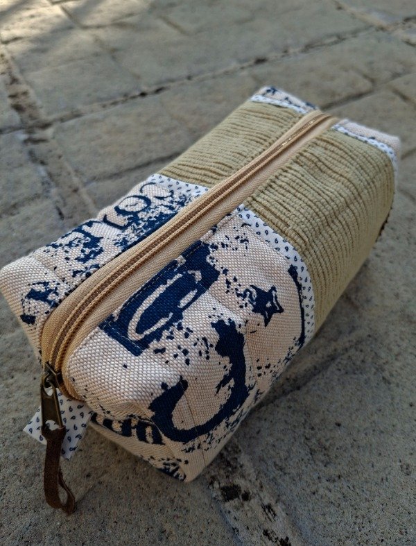 Producto - Cartuchera grande corderoy/lona