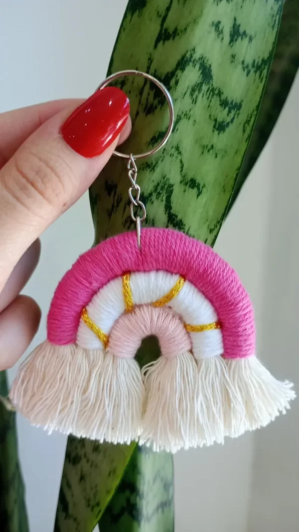 Producto - Llavero Arcoiris Fucsia y Dorado