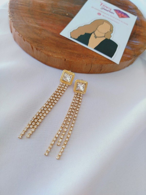 Producto - Aros fiesta cubic dorado